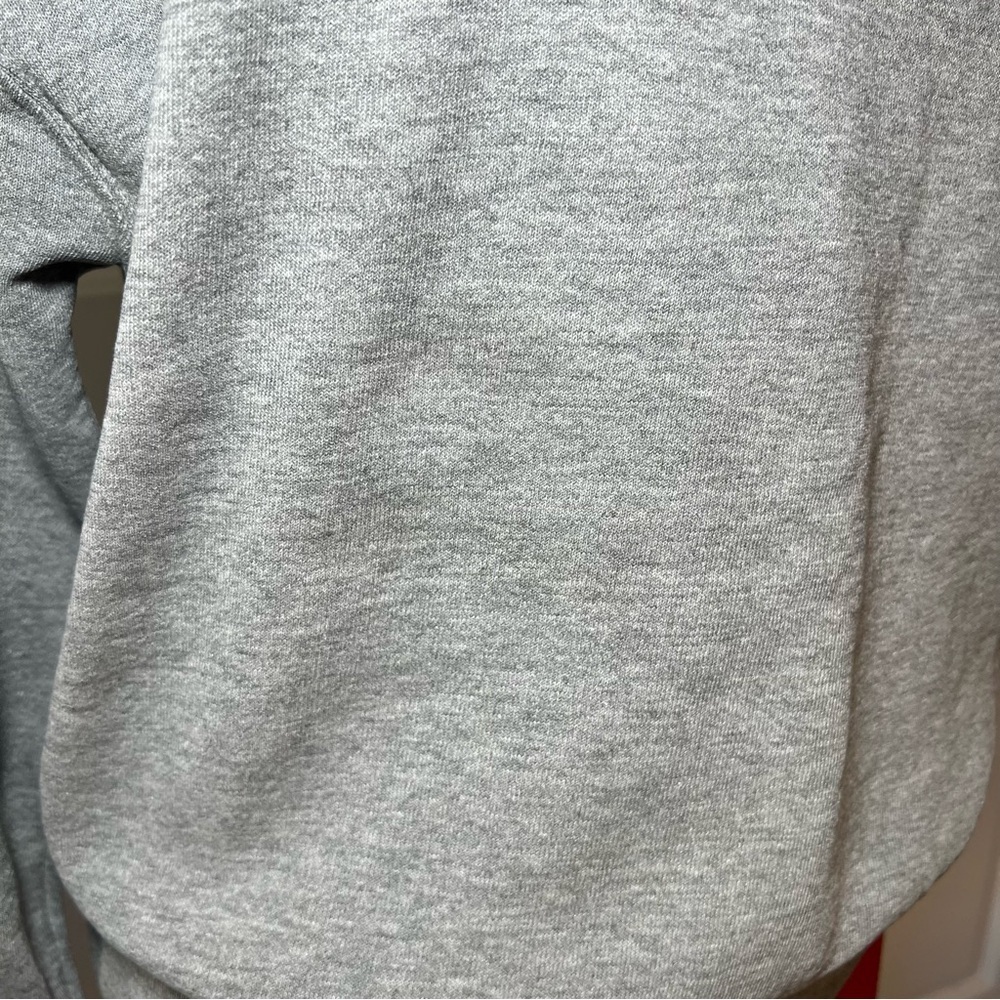 Vintage Russell Athletic Gray & Purple Crewneck Sweatshirt Mens Small - Picture 3 of 7